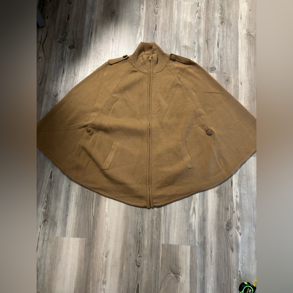 Big Buddha Women's Brown Cape fall poncho  Jacket NWOT